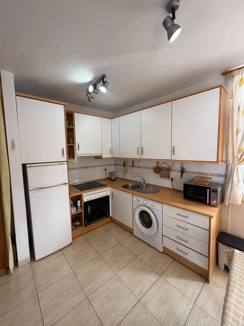 Cocina de Ático en venta en Adeje con Terraza, Trastero y Piscina comunitaria