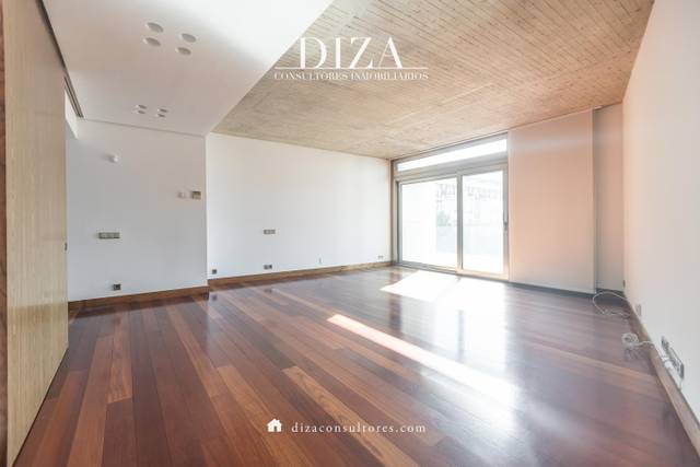 Piso en Alquiler en Castellana