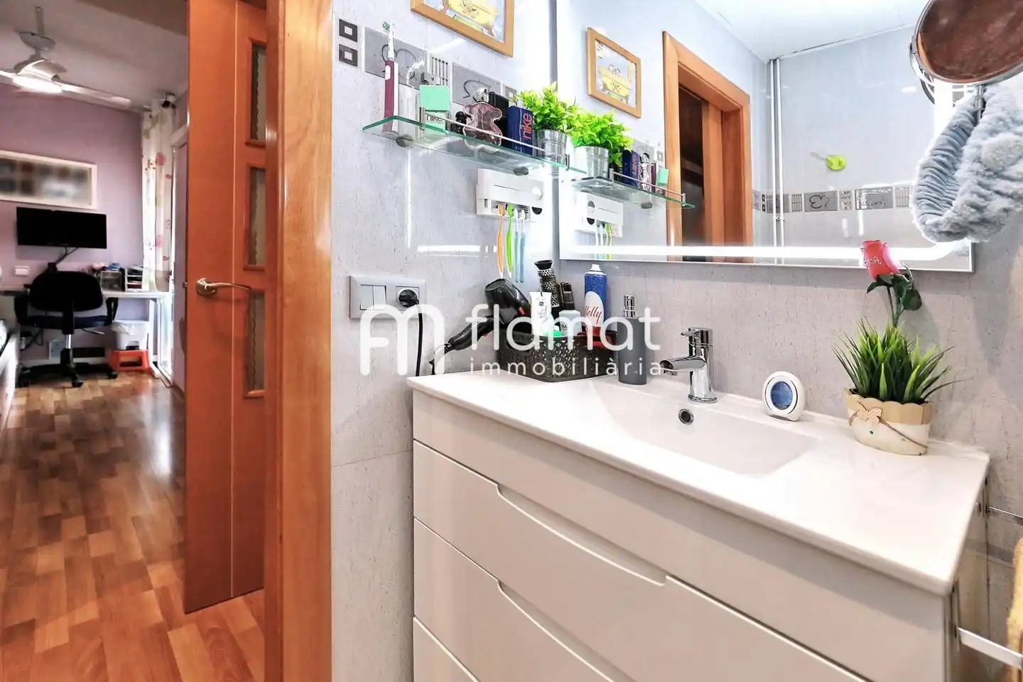 Badezimmer von Wohnung zum Verkauf in Badalona mit Klimaanlage, Heizung und Balkon
