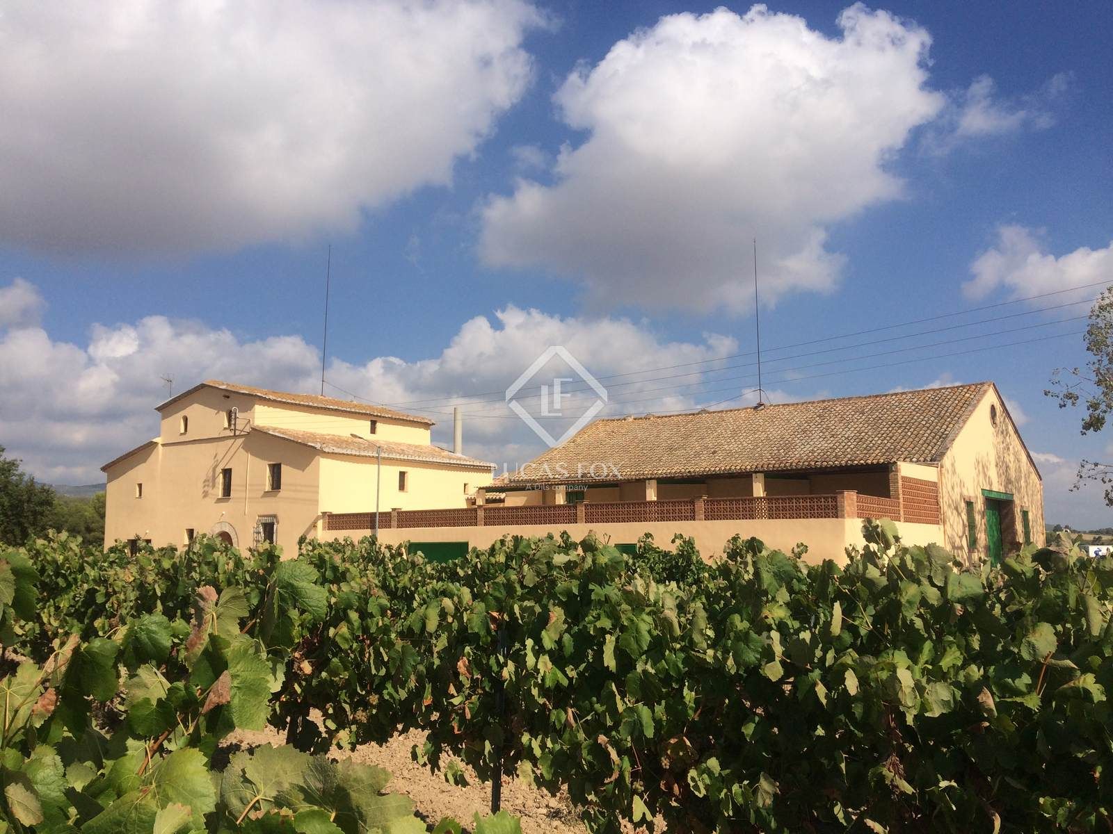 Finca rústica en venta en Castellet i la Gornal con Jardín privado, Terraza y Trastero