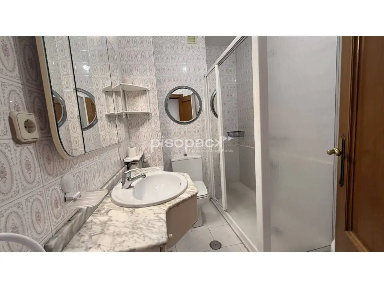Baño de Piso en venta en  Pamplona / Iruña con Aire acondicionado, Terraza y Trastero