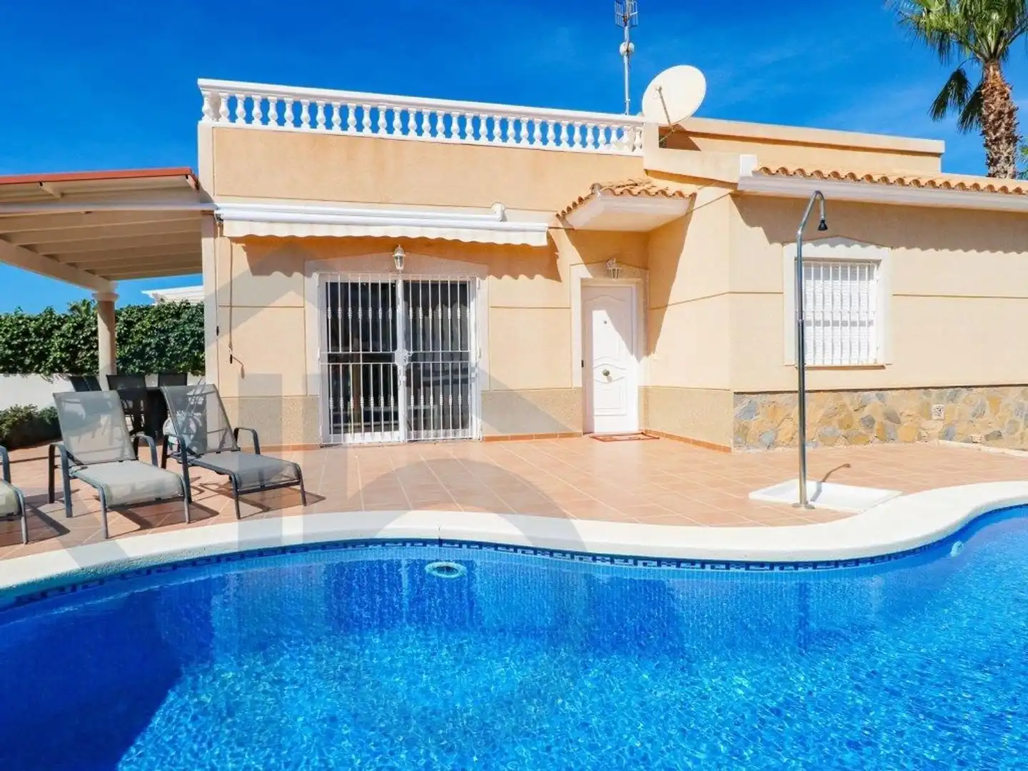Swimming pool of Houses for sale in Pulpí  with Air Conditioner, Terrace and Swimming Pool