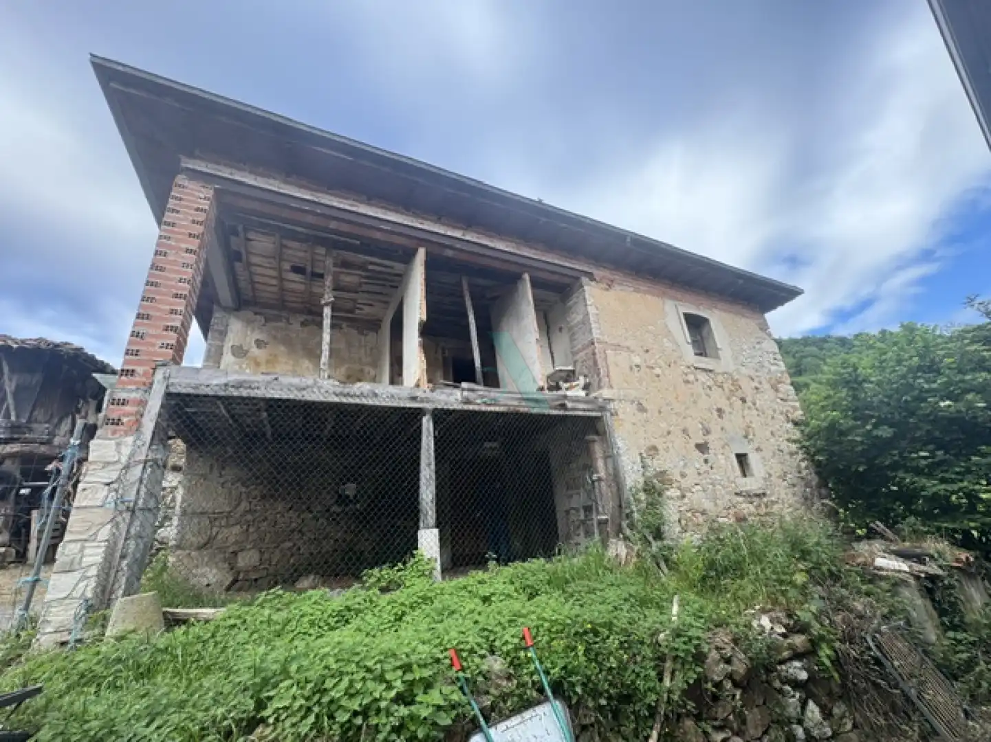 Vista exterior de Casa o chalet en venta en Yernes y Tameza