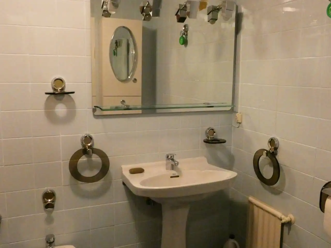 Baño de Piso de alquiler en Toledo con Aire acondicionado, Calefacción y Terraza