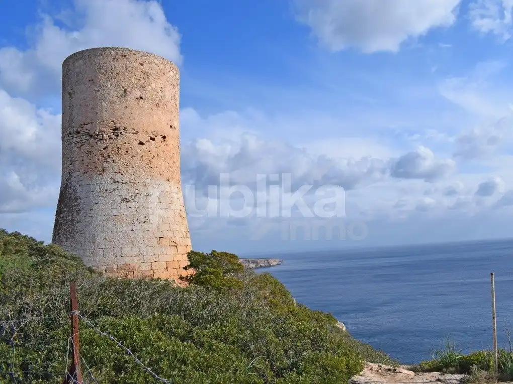 Finca rústica en venta en Carretera 39°21'47.0\"N 2°47'26.8\"E, Cala Pi - Vallgornera