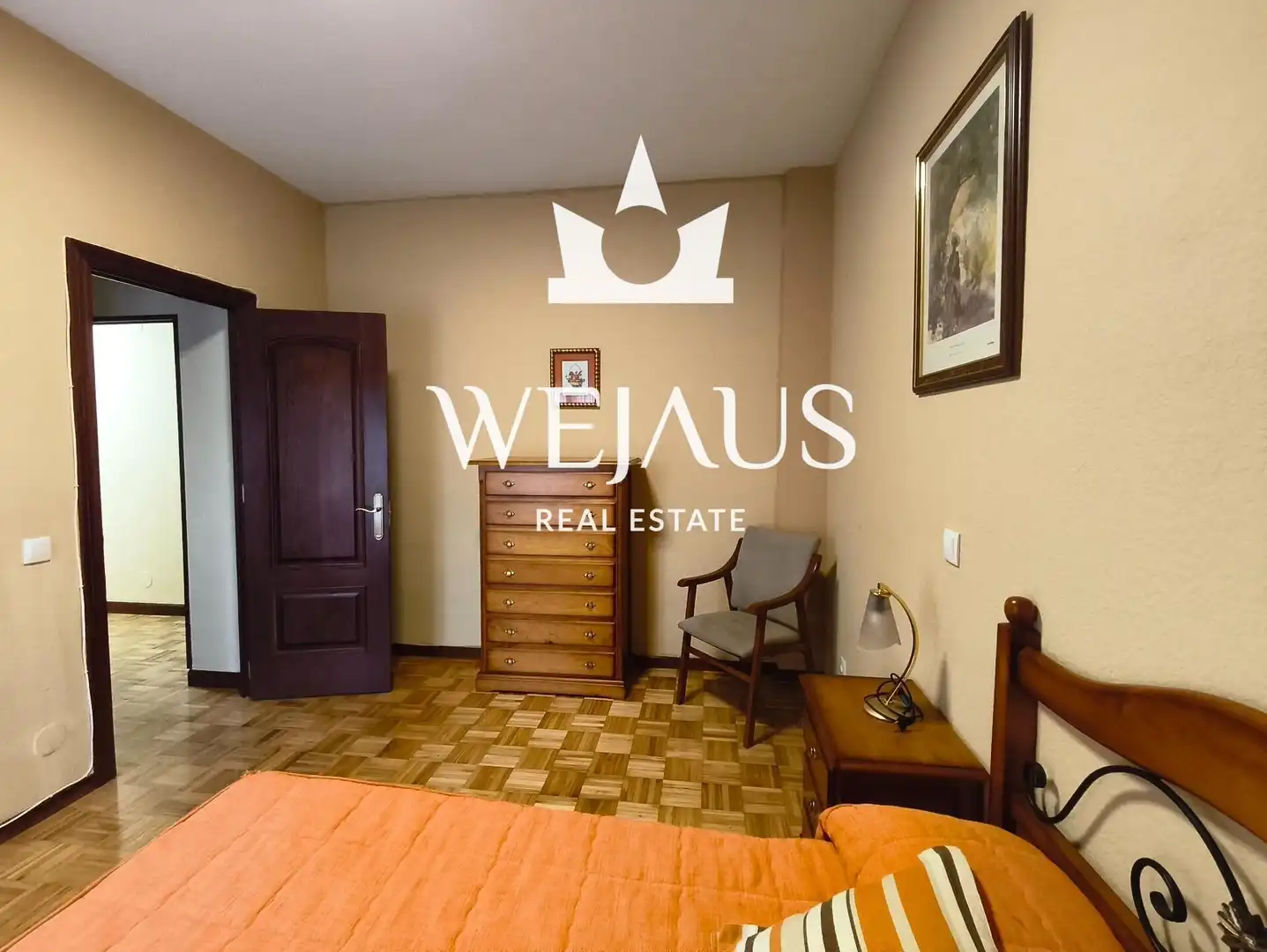Habitación de Piso de alquiler en El Astillero   con Calefacción, Amueblado y Alarma