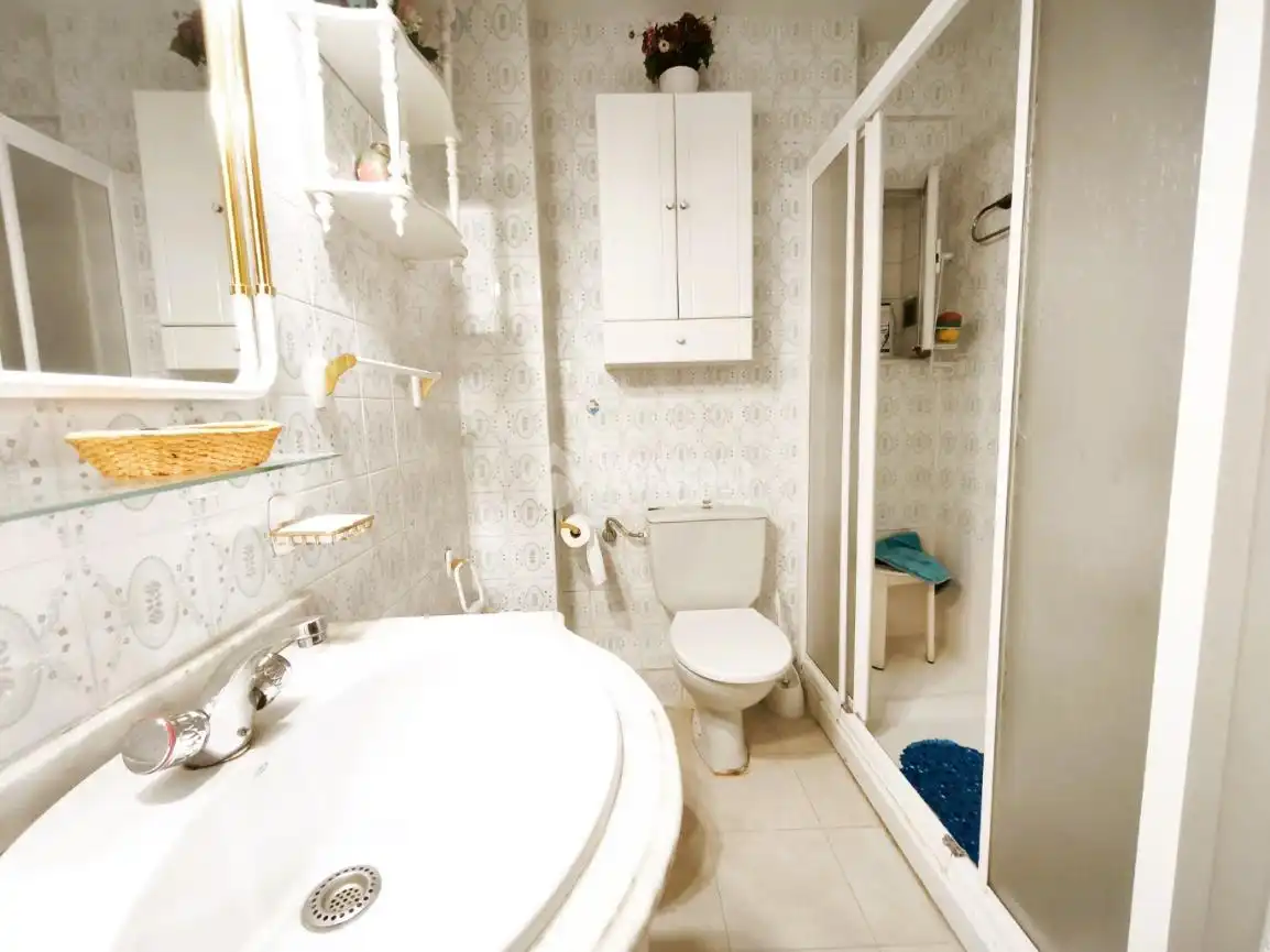 Bathroom of Flat for sale in Móstoles  with Heating and Terrace