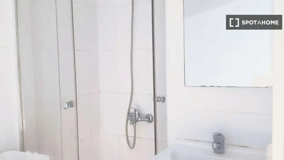 Habitació a Madrid, Madrid