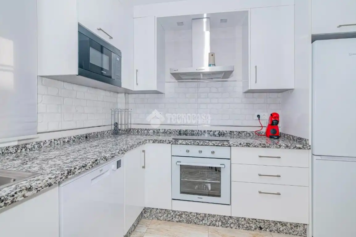Kitchen of Flat for sale in Lucena  with Air Conditioner