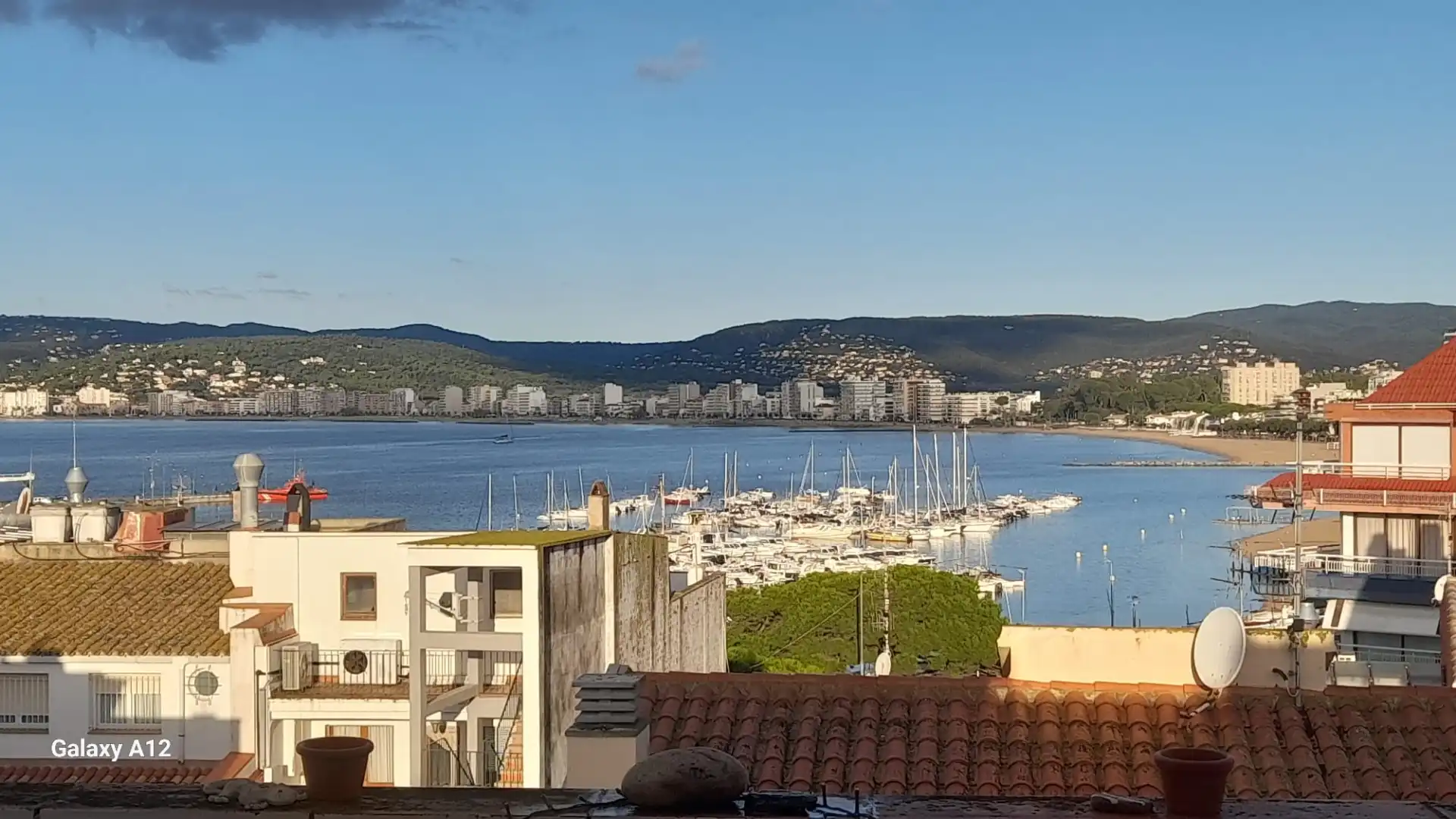 Außenansicht von Dachboden zum Verkauf in Palamós mit Klimaanlage, Heizung und Terrasse