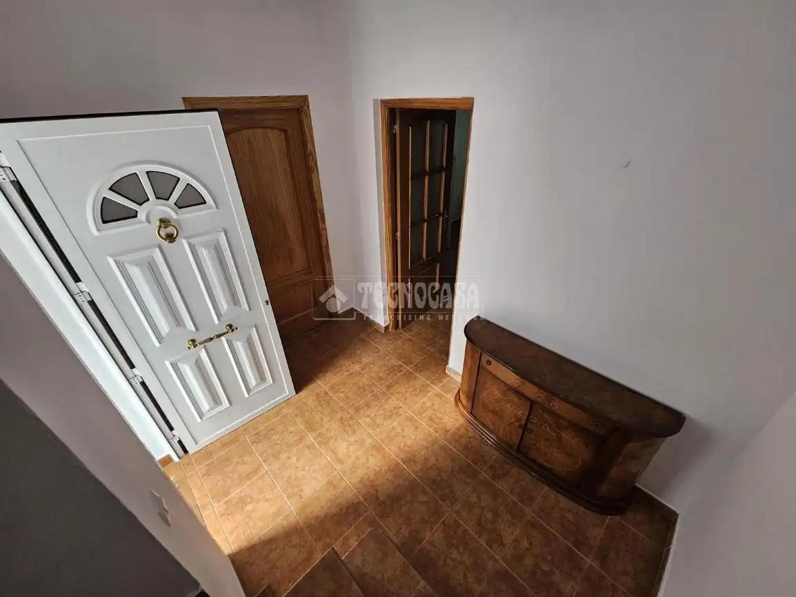 Detached homes for sale in El Puente del Arzobispo  with Heating