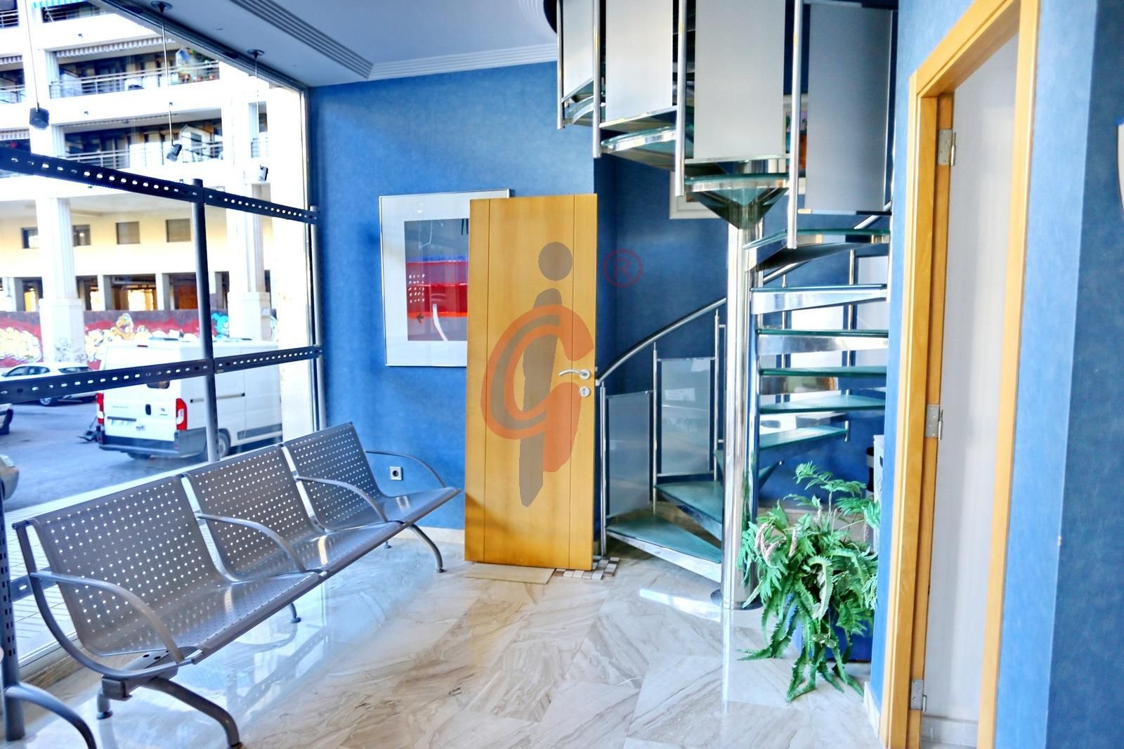 Premises for sale in Guardamar del Segura  with Air Conditioner