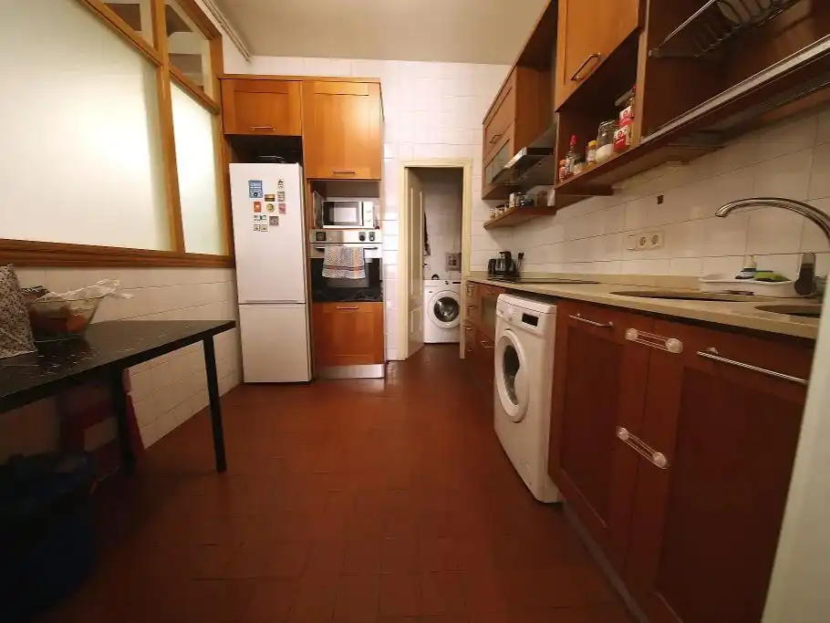 Cocina de Piso en venta en  Barcelona Capital con Aire acondicionado y Balcón