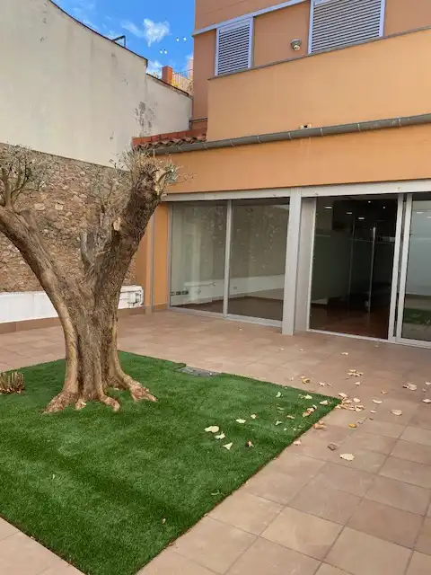 Local comercial de lloguer a Carrer de Baix, imagen 4