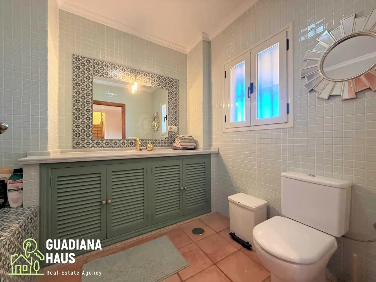 Bathroom of Houses for sale in Ayamonte  with Air Conditioner, Private garden and Terrace