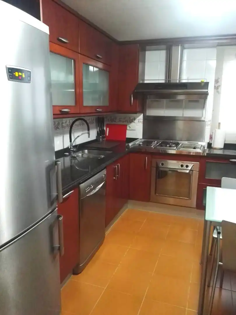 Cocina de Piso en venta en Granada con Aire acondicionado, Calefacción y Amueblado