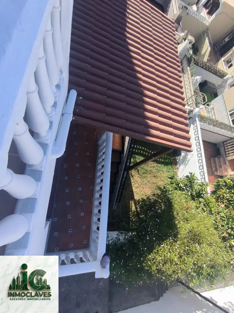 Balcony of Detached homes for sale in Algeciras  with Terrace and Furnished