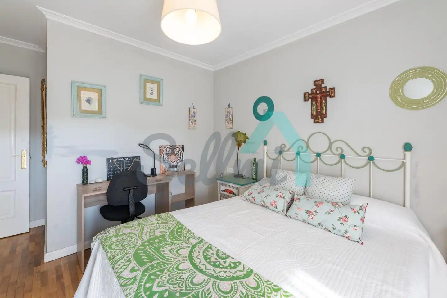 Schlafzimmer von Wohnung zur untervermieten in Siero mit Heizung, Privatgarten und Parkett