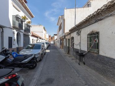 Terrenos y solares en venta en Calle Guatemala 17