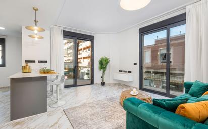 Sala d'estar de Apartament en venda en Guardamar del Segura amb Aire condicionat i Terrassa