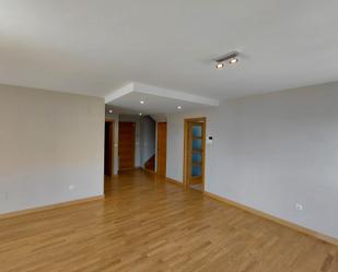 Duplex for sale in Oleiros  with Heating, Parquet flooring and Terrace