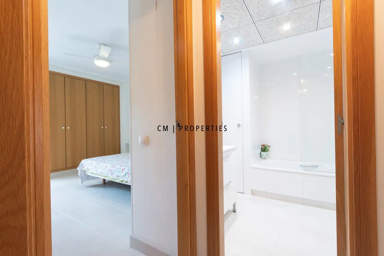 Bedroom of Flat for rent in Alboraya  with Air Conditioner, Terrace and Swimming Pool
