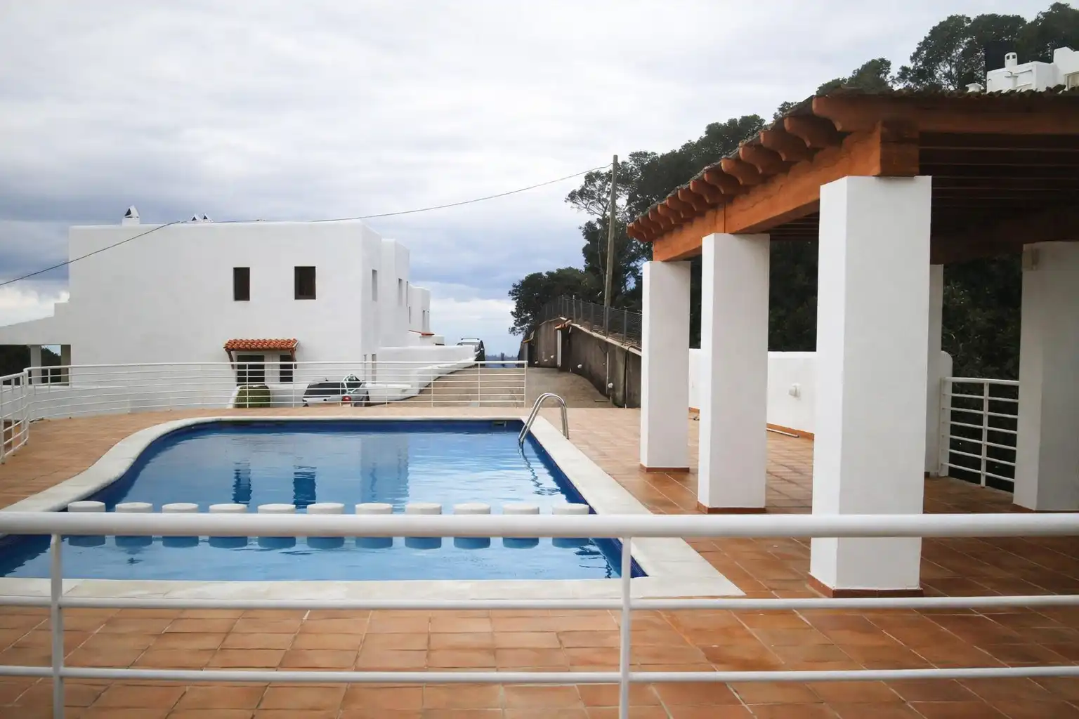 Piscina de Casa adosada de alquiler en Sant Josep de sa Talaia con Aire acondicionado, Jardín privado y Terraza