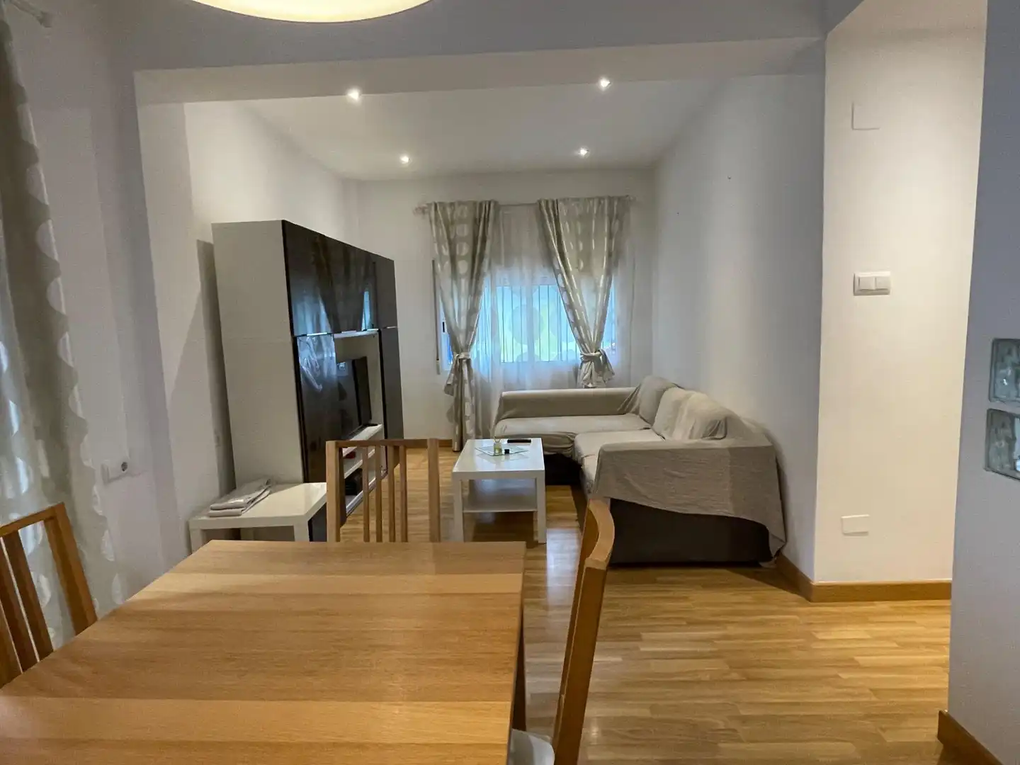 Wohnzimmer von Wohnung zur Miete in Norte