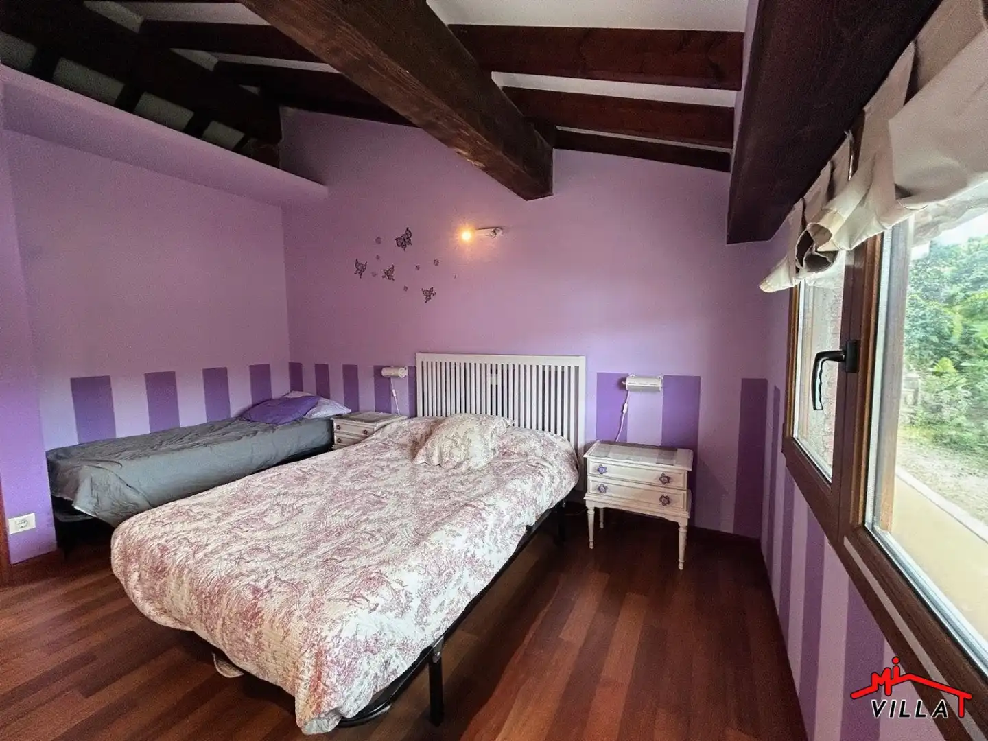 Dormitori de Casa adosada en venda en Rasines amb Terrassa i Moblat