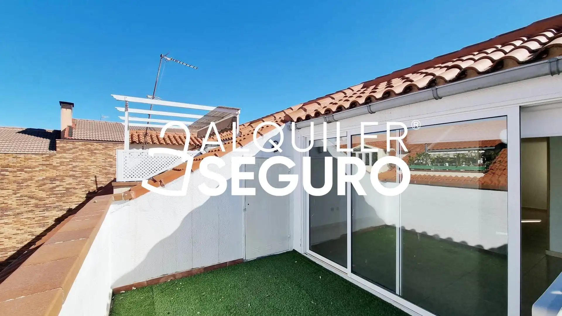Attic for rent in La Tejera, Valdemorillo pueblo