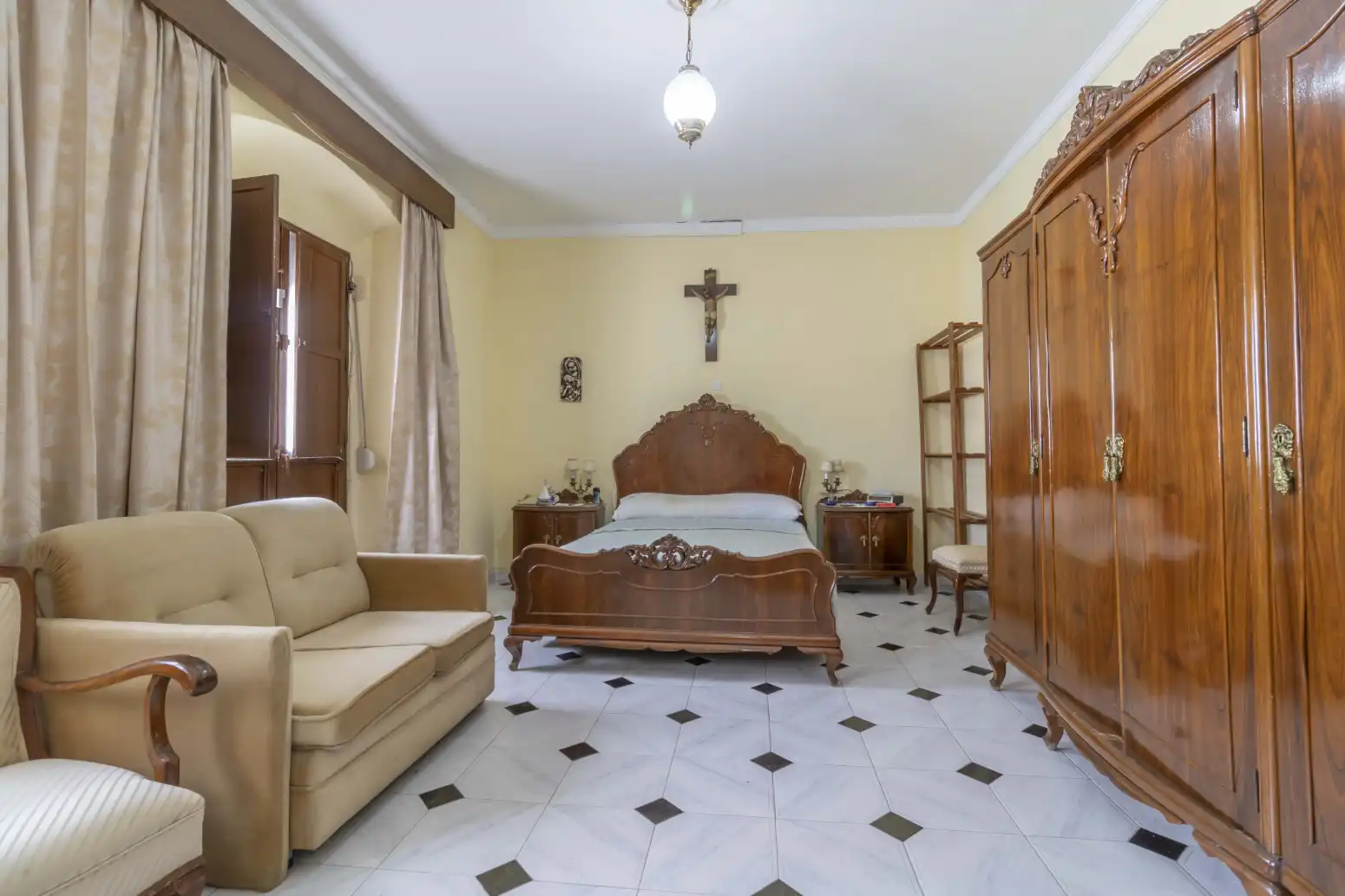 Dormitori de Casa adosada en venda en Villanueva del Río y Minas amb Aire condicionat, Terrassa i Balcó