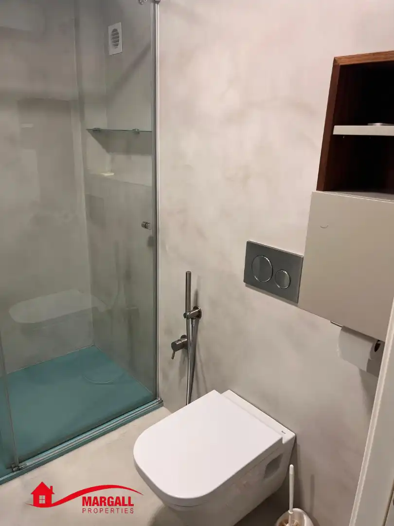 Baño de Casa adosada de alquiler en La Pobla de Farnals con Aire acondicionado, Calefacción y Terraza
