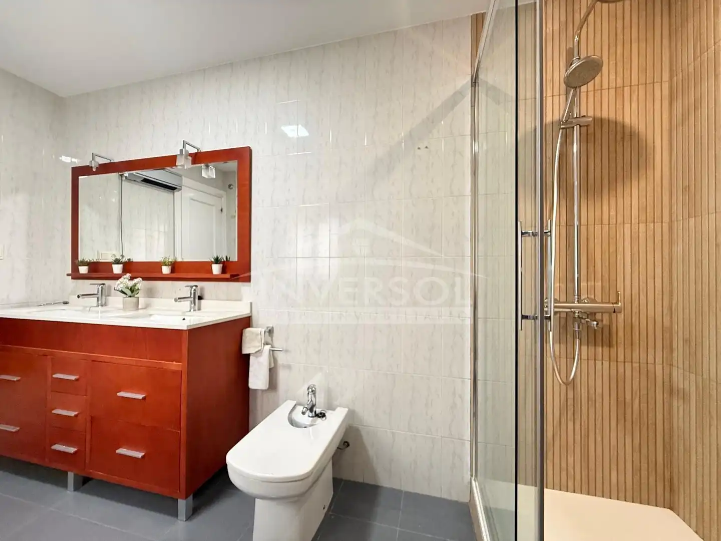 Baño de Ático en venta en El Ejido con Aire acondicionado, Calefacción y Parquet
