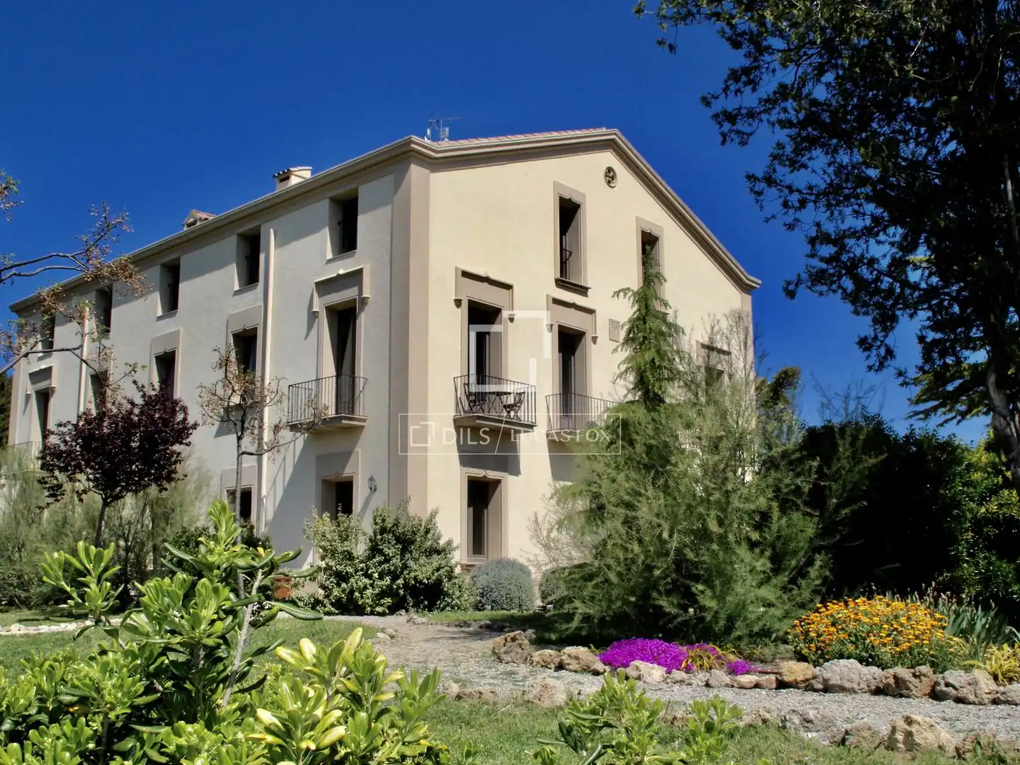 Exterior view of Country homes for sale in La Torre de Claramunt  with Air Conditioner, Heating and Private garden