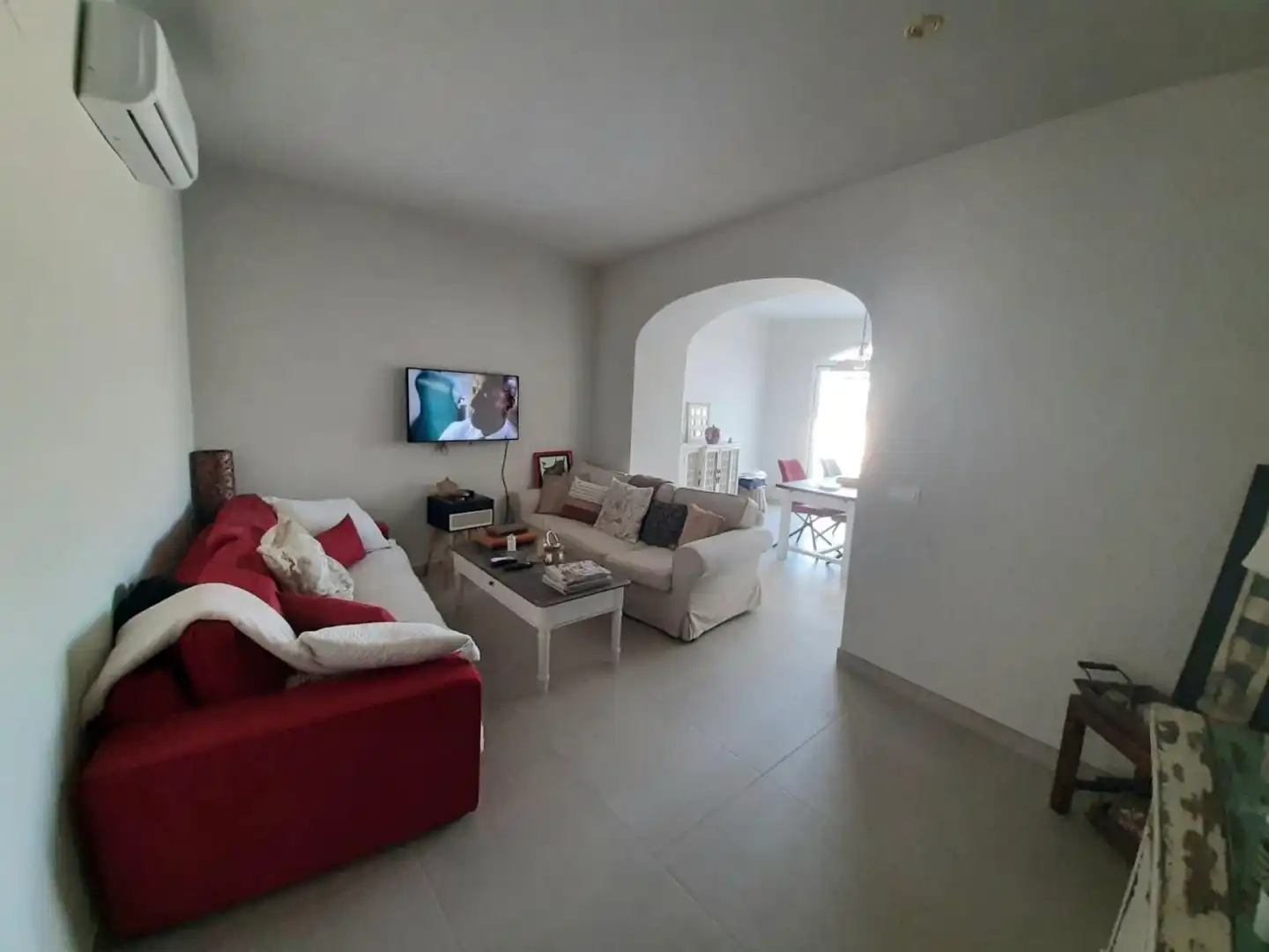 Sala de estar de Casa adosada en venta en Zalamea de la Serena con Aire acondicionado, Calefacción y Terraza