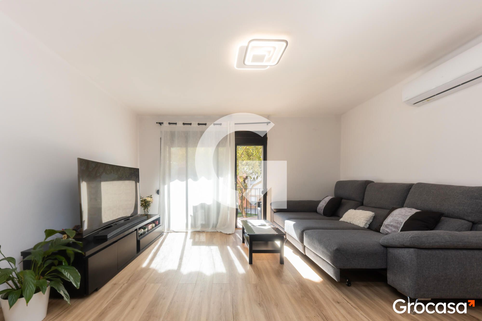 Sala d'estar de Pis en venda en Viladecans amb Aire condicionat, Calefacció i Forn