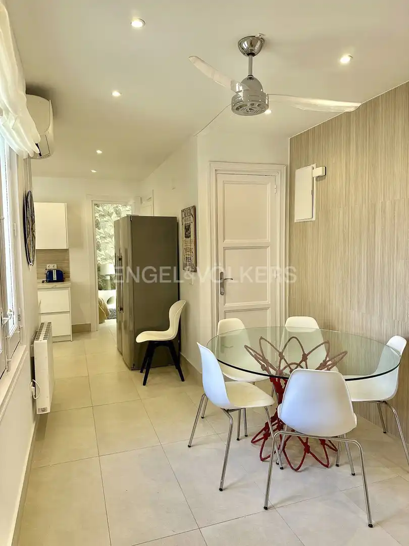 Comedor de Piso de alquiler en Madrid con Aire acondicionado, Calefacción y Amueblado