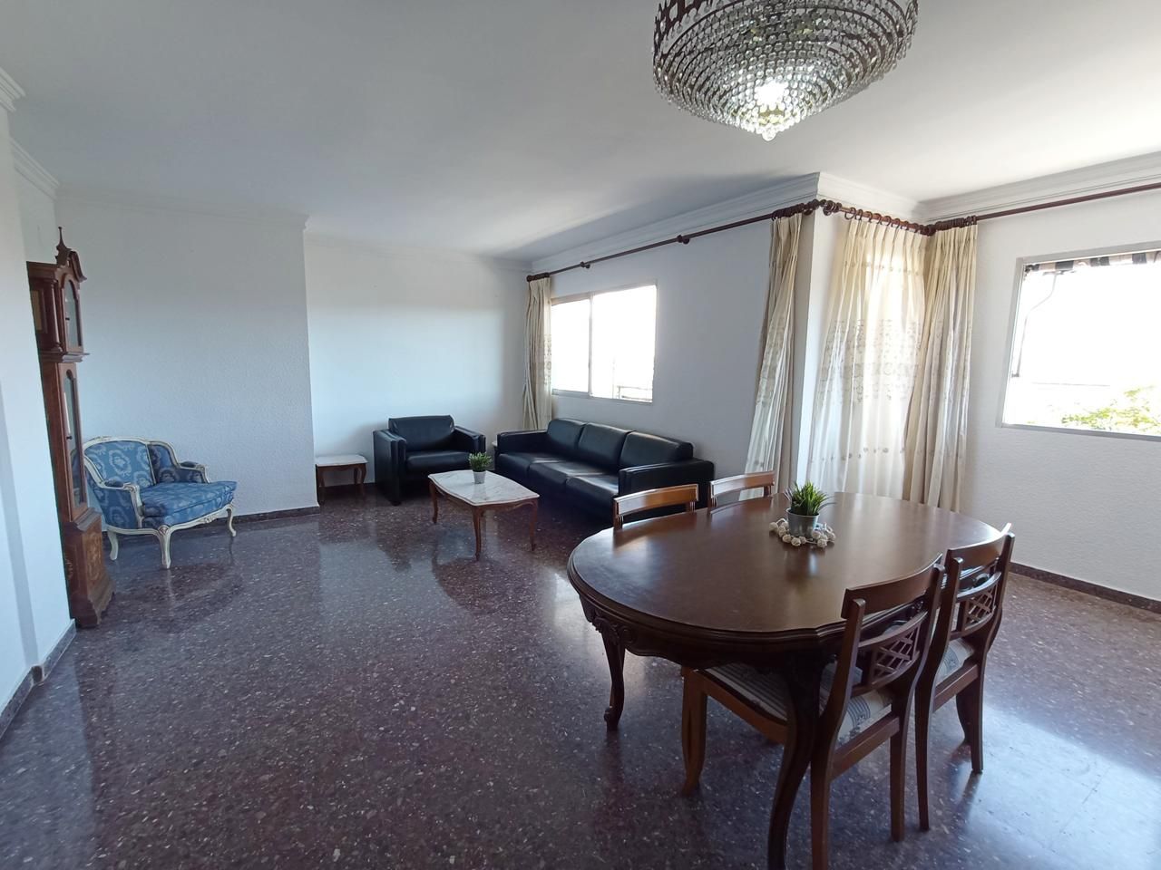 Flat to rent in Carrer de Sant Vicent Màrtir, L'Hort de Senabre