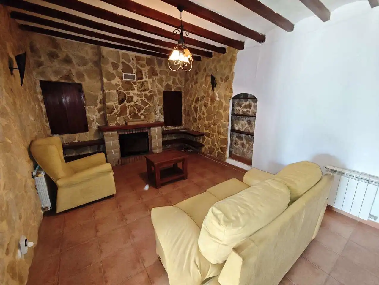 Sala de estar de Finca rústica en venta en Yecla con Terraza y Amueblado