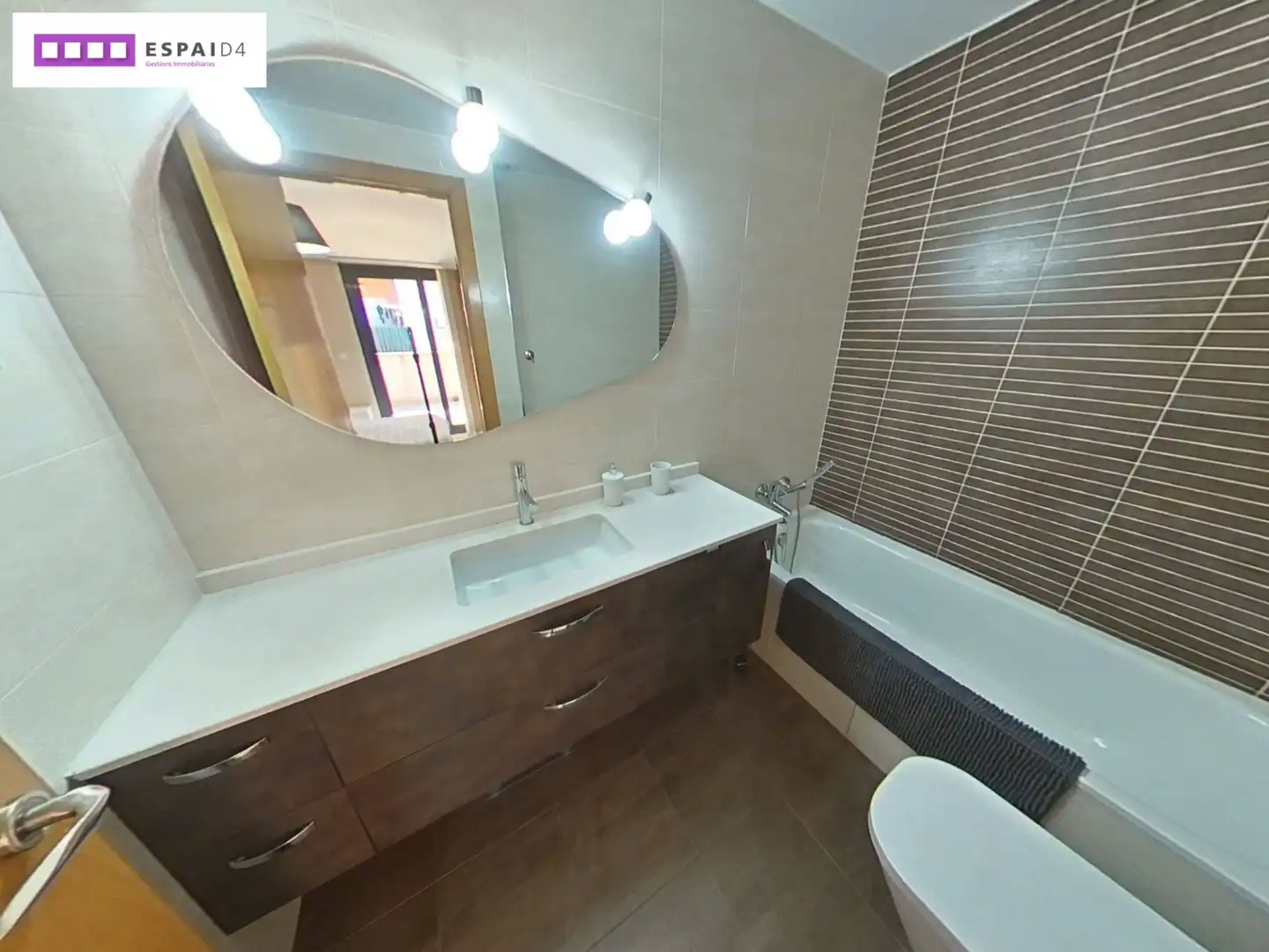 Baño de Ático en venta en Ripollet con Aire acondicionado, Calefacción y Terraza