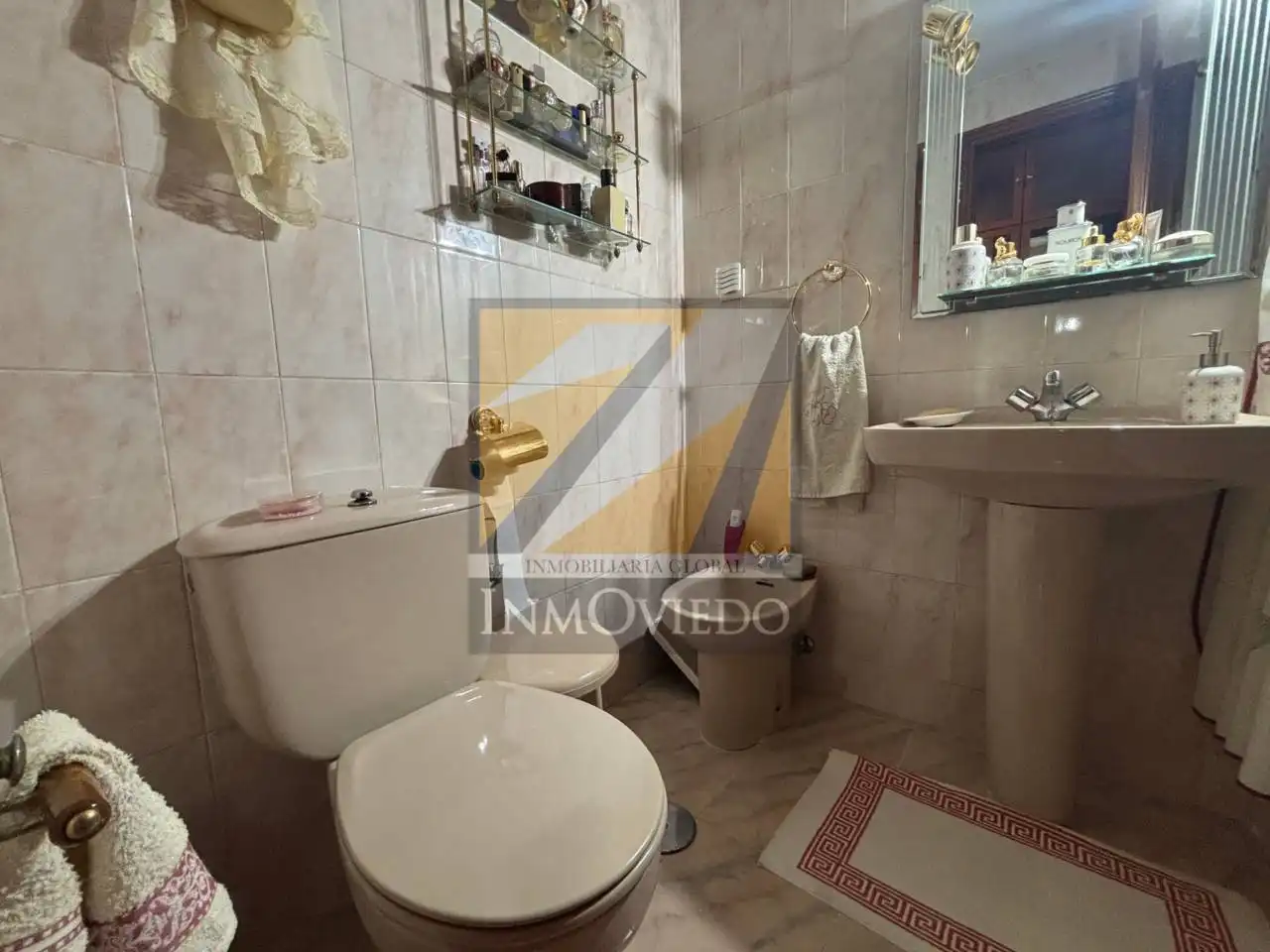 Bathroom of Flat for sale in Avilés  with Heating, Parquet flooring and Terrace