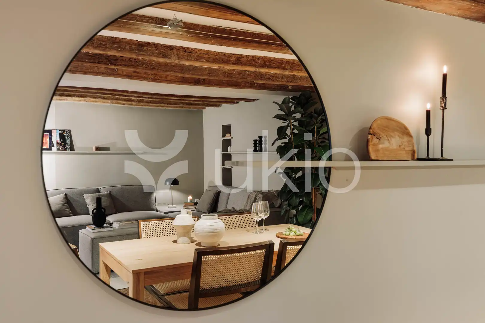 Sala de estar de Apartamento de alquiler en Barcelona con Aire acondicionado, Calefacción y Amueblado