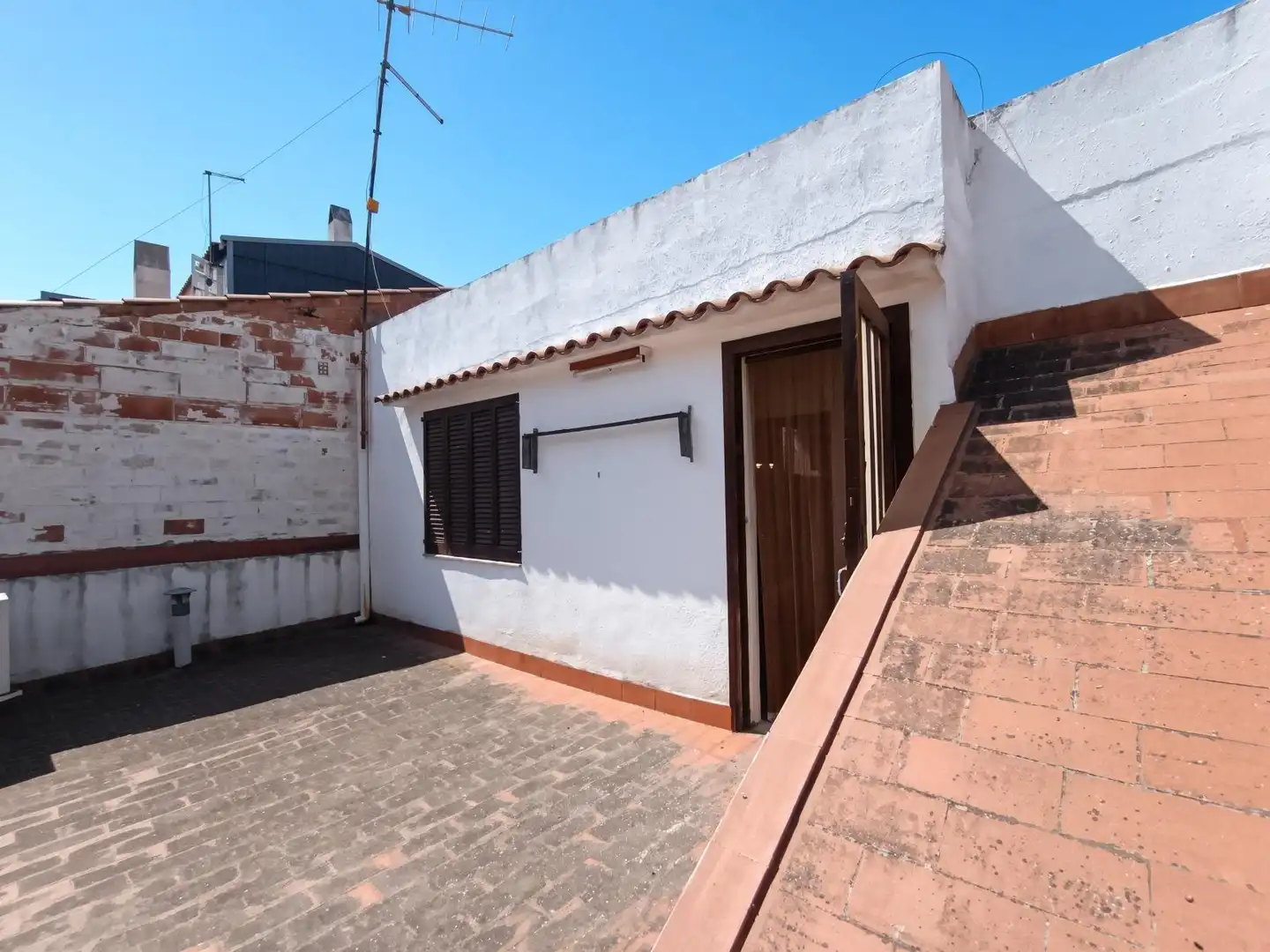 Vista exterior de Dúplex en venda en L'Ametlla de Mar  amb Terrassa i Moblat