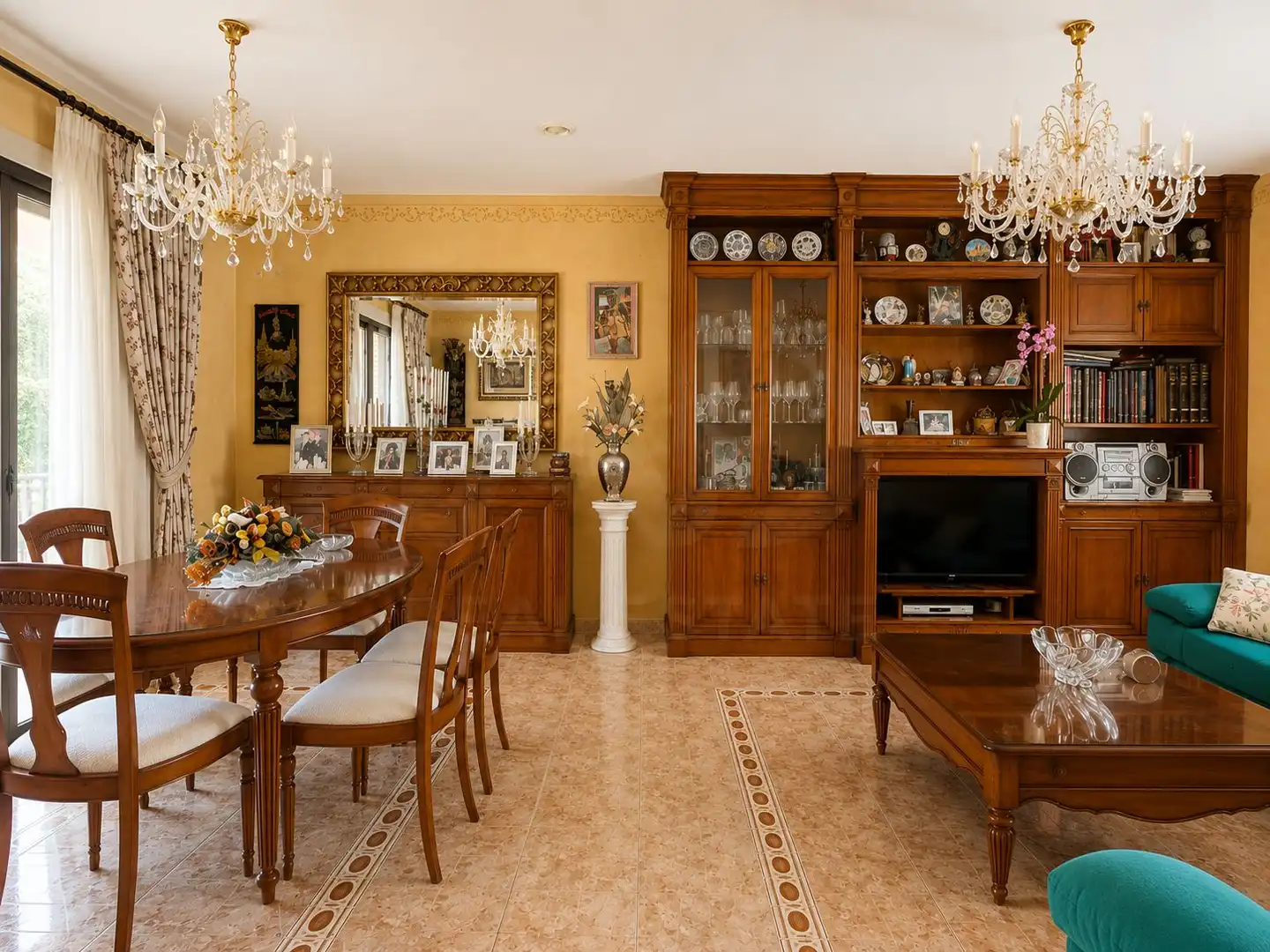Comedor de Casa o chalet en venta en Burgos con Calefacción