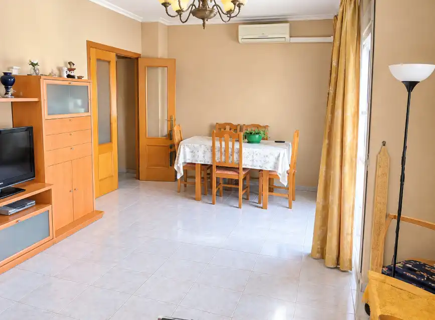 Flat with balcony for sale in Centro Ciudad