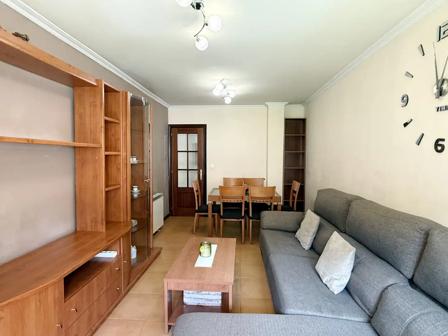 Living room of Flat for sale in Cangas   with Heating, Parquet flooring and Storage room