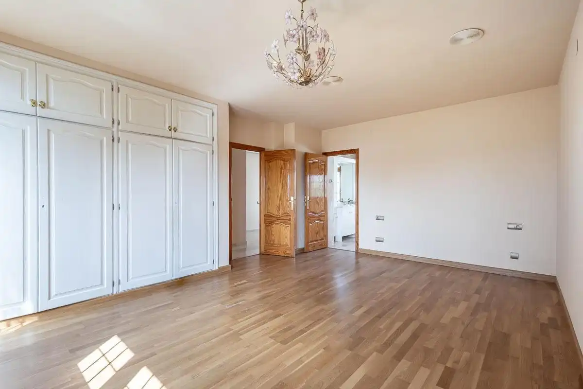 Chalet con terraza en venta en Avenida Monteluz 1, imagen 18
