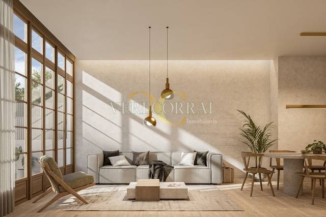 Piso en Venta en Calle de Balbina Valverde en El Viso