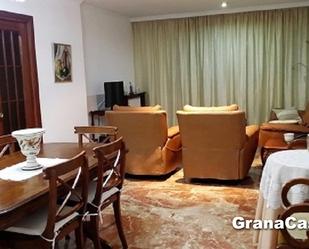 Living room of Flat for sale in  Granada Capital  with Furnished