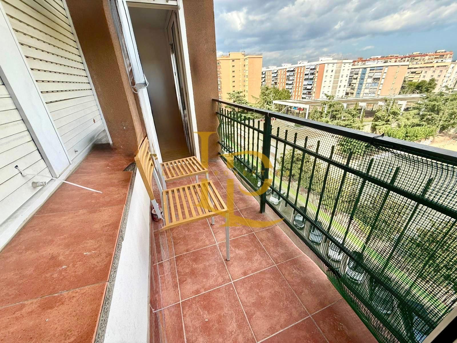 Balcony of Flat for sale in Rubí  with Heating, Parquet flooring and Balcony